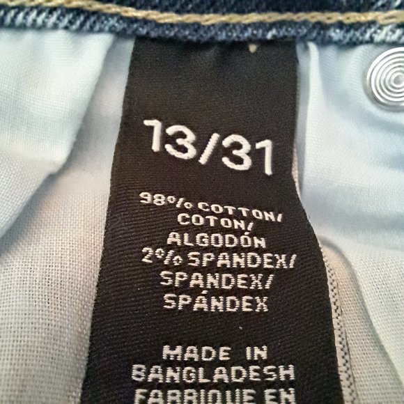 KENDALL & KYLIE Icon NWT High Rise Straight jeans Sz 31 - 32 DISTRESS 2% SPANDEX - Picture 12 of 12